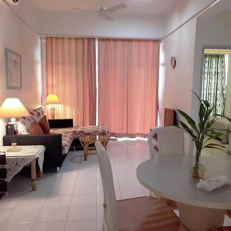 Aparthotel Costa Mahkota à Malacca Extérieur photo