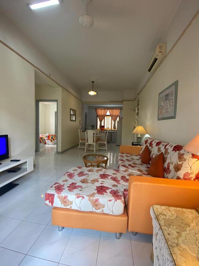 Aparthotel Costa Mahkota à Malacca Extérieur photo