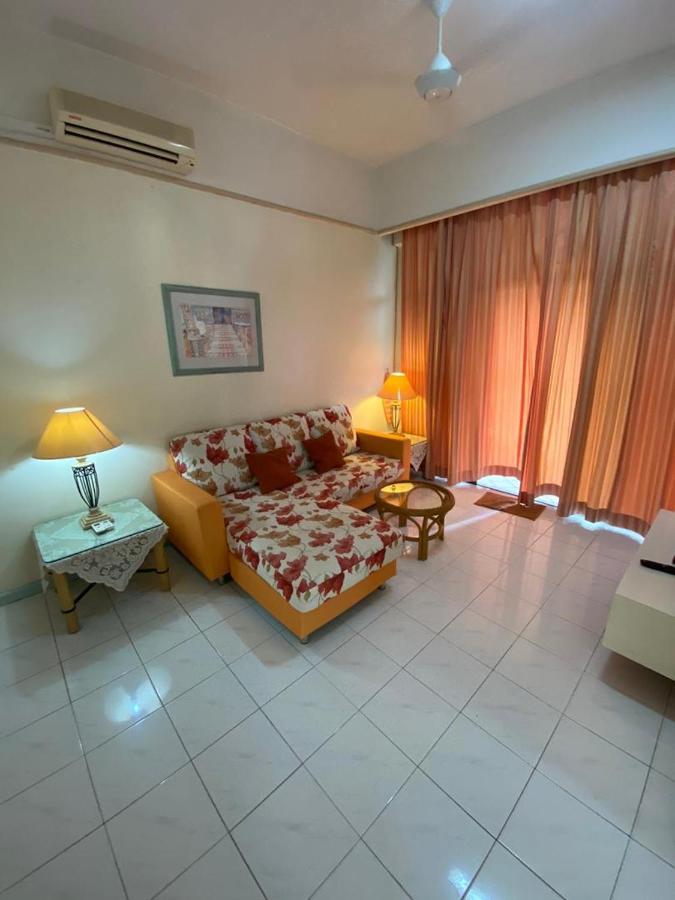 Aparthotel Costa Mahkota à Malacca Extérieur photo