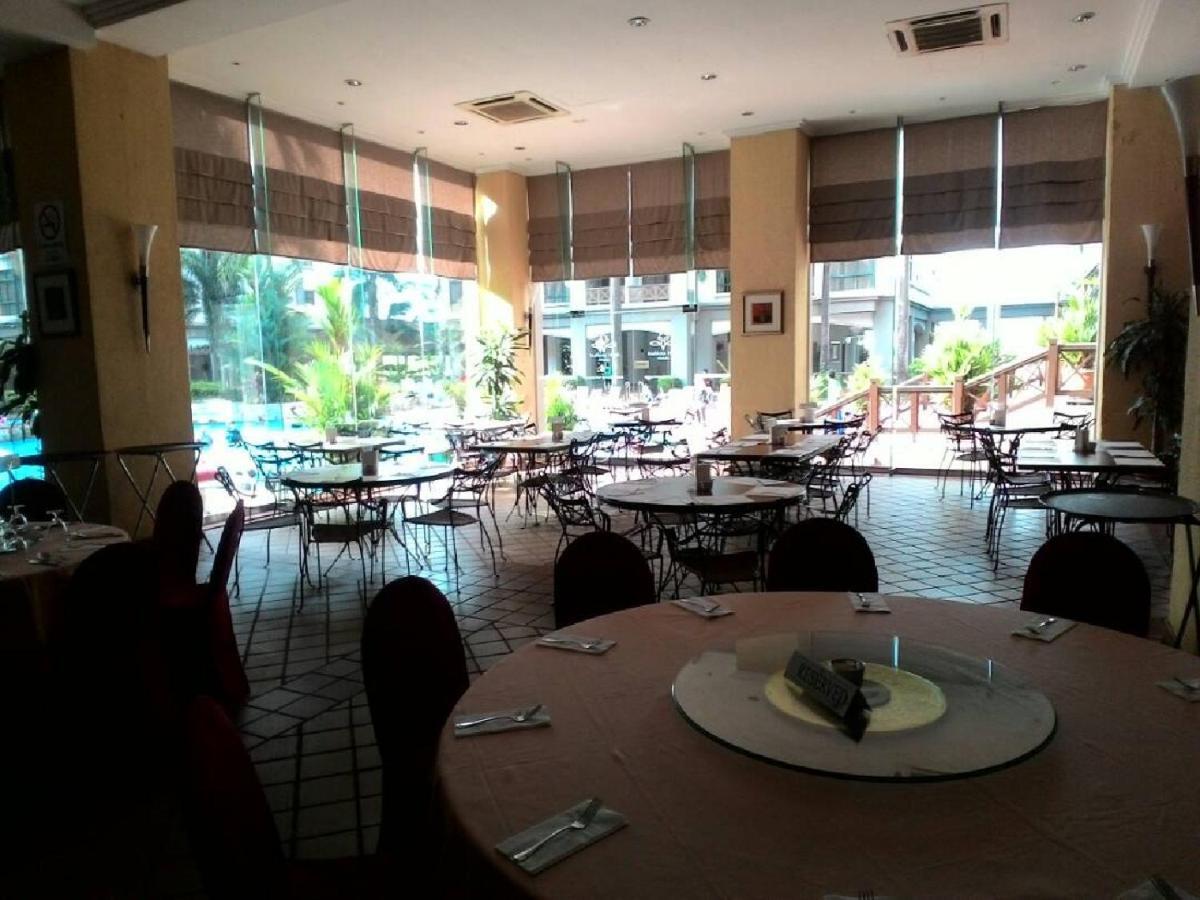 Aparthotel Costa Mahkota à Malacca Extérieur photo